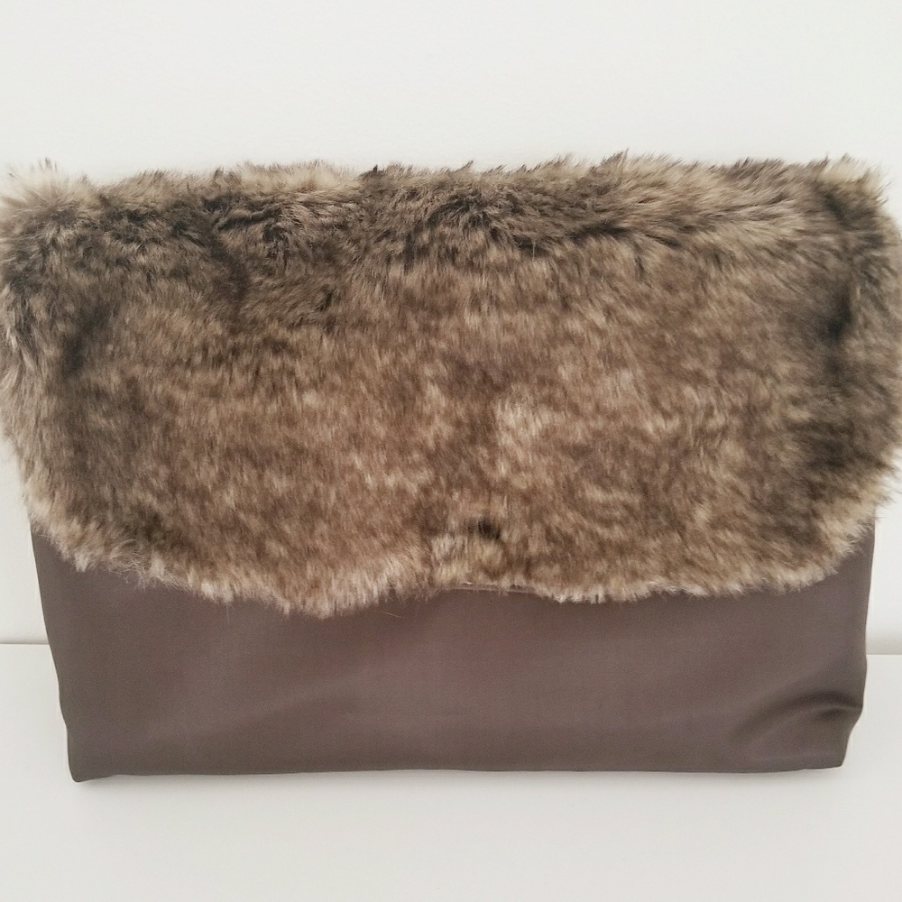 catharine maladrino travel bag